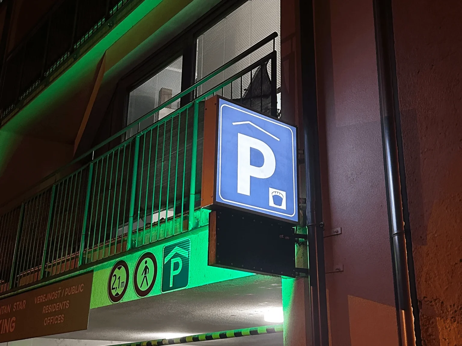 Svetelná výstrčka realizácia